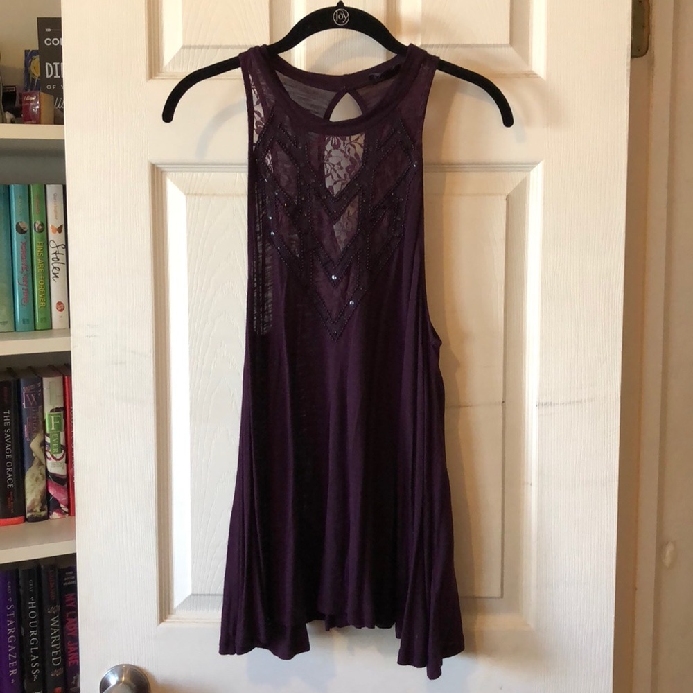 High neck sleeveless sequined detailed blouse